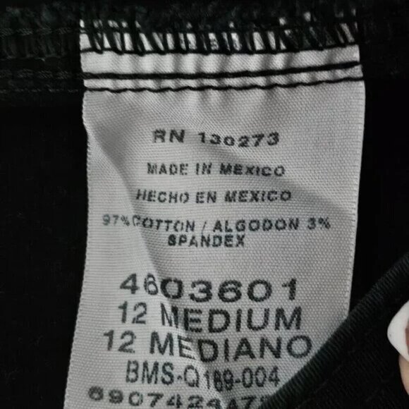 2/$20 Lee Black Classic Fit Straight Leg Jeans Size 12 Medium - Picture 4 of 5